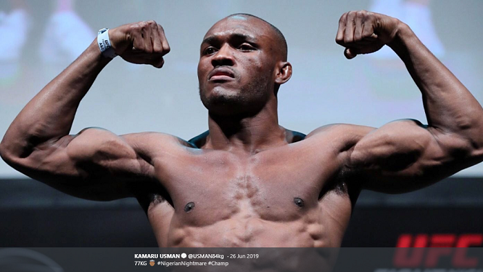 Petarung kelas welter UFC, Kamaru Usman. Usman saat ini menjadi juara di divisi 77 kilogram tersebut.