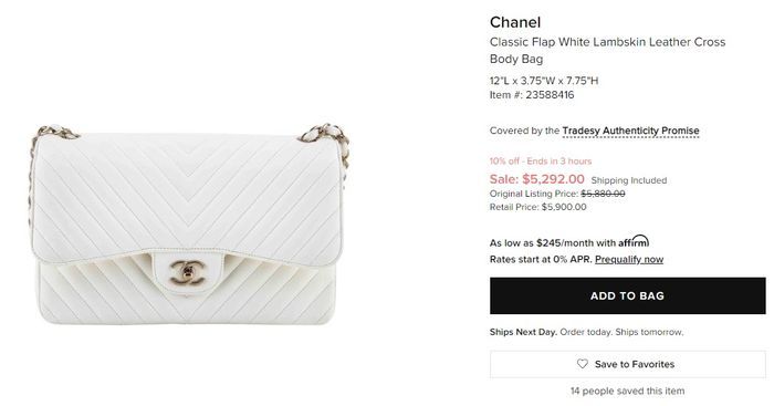 Tas berbahan kulit domba yang dikenakan Selvi Ananda