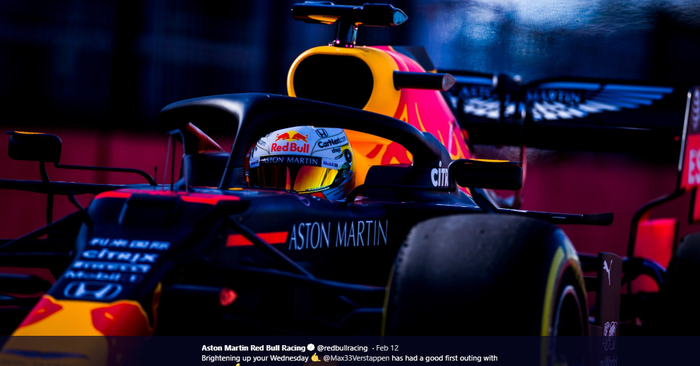 Pembalap Red Bull Racing, Max Verstappen, menjajal mobil baru RB16 dalam shakedown test di Sirkuit Silverstone, Inggris, 12 Februari 2020.