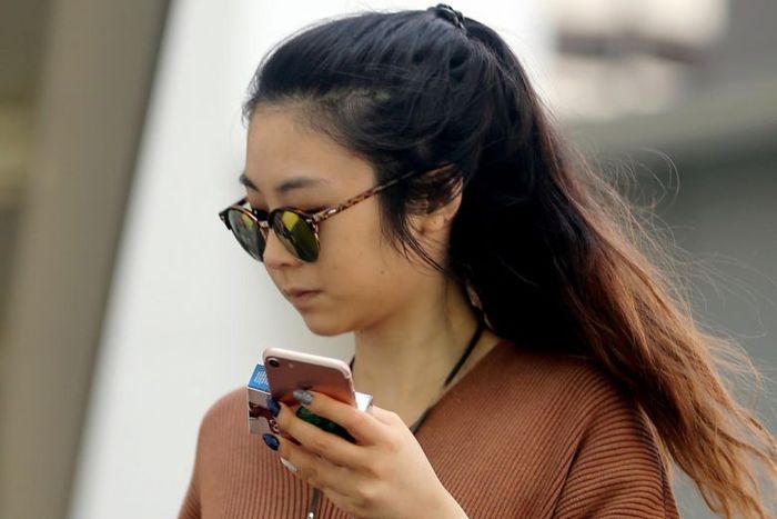 Grace Quek Xin Hua hajar wanita yang goda pacar temannya.