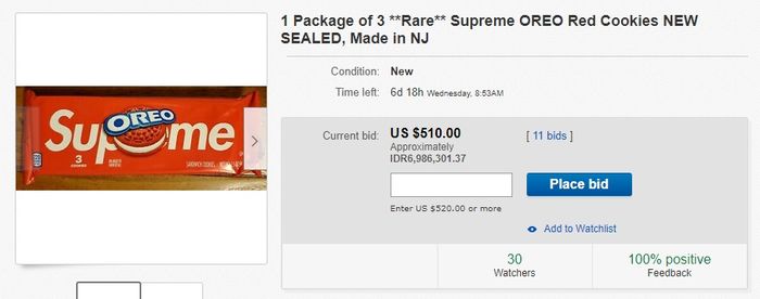 Supreme x Oreo yang dijual di eBay