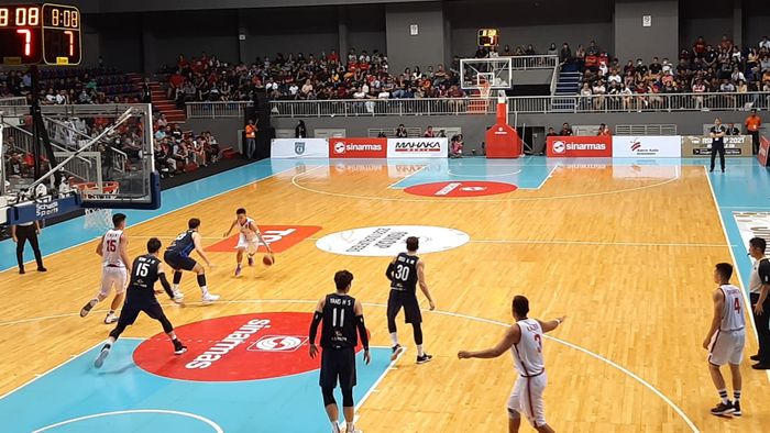 Tim nasional (timnas) basket putra Indonesia menghadapi Korea Selatan pada laga pertama FIBA Asia Cup 2021 Qualifiers di Jakarta, 20 Februari 2020.