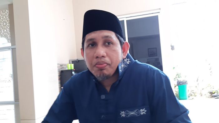 Ketua Yayasan Yayasan Panti Asuhan Yatim Daarul Rahman, Ustadz Ahmad Saiful Habib, saat ditemui Grid.ID di kawasan Pejaten Barat, Jakarta Selatan, Jumat (21/2/2020). 