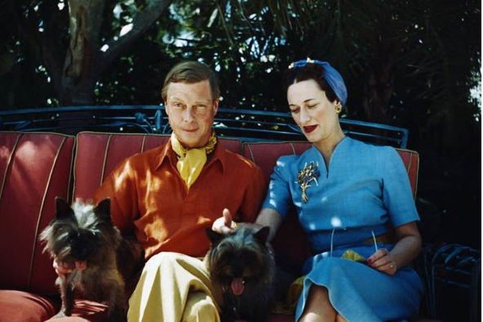 
Raja Edward VIII turun tahta demi menikahi sosialita Wallis Simpson
