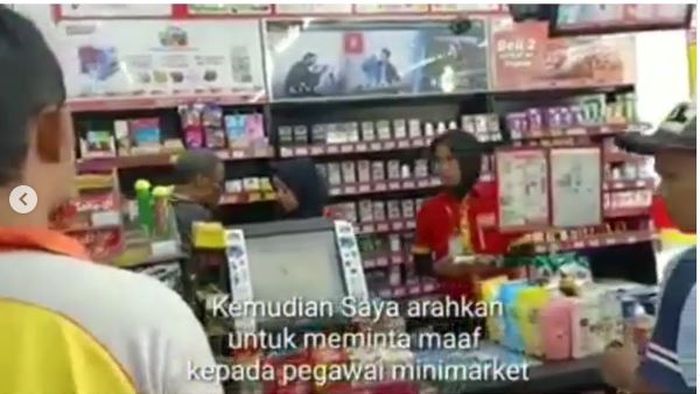Penjual es yang mencuri susu formula