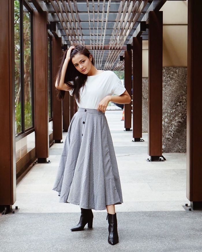 Ide Outfit Buat Tampil Keren Pakai 4 Model Boots Ala Amanda Rawles Semua Halaman Cewekbanget Ide Outfit Buat Tampil Keren Pakai 4 Model Boots Ala Amanda Rawles Semua Halaman Cewekbanget