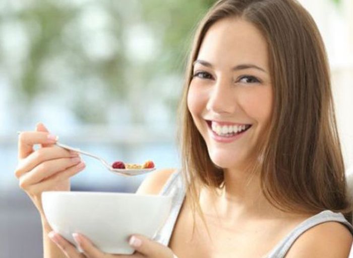mengunyah makanan terlalu cepat bahaya