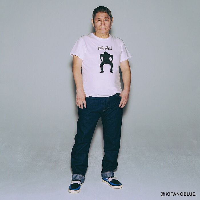 Takeshi Kitano Takeshi Kitano juga menjadi model di cloting brand miliknya sendiri.