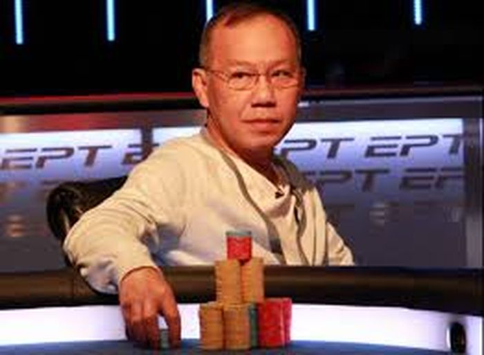 Penampilan Paul Phua di meja judi.