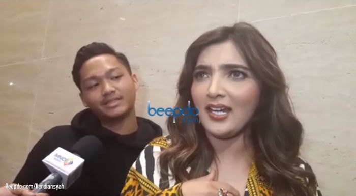 Ashanty dan Azriel ditemui awak media setelah menonton Indonesian Idol