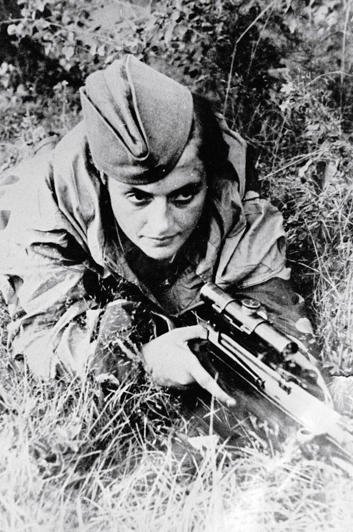 Sniper Lyudmila Pavlichenko