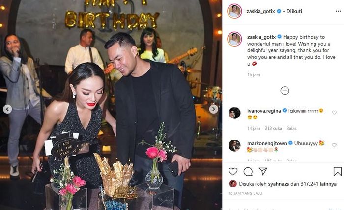 Zaskia Gotik mulai terang-terangan tunjukkan kemesraanya dengan Sirajuddin Mahmud.