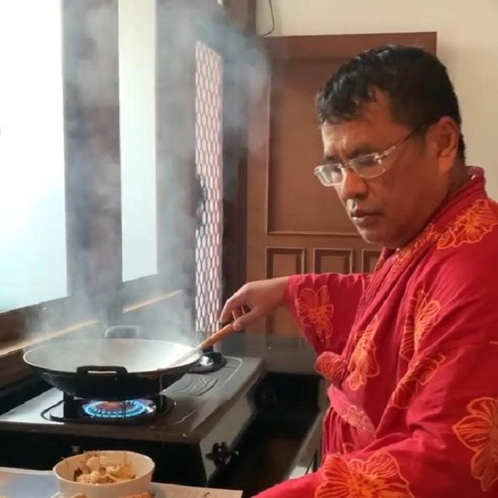 Dapur di rumah Hotman Paris