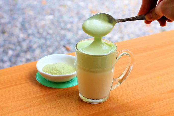 Dalgona Matcha.