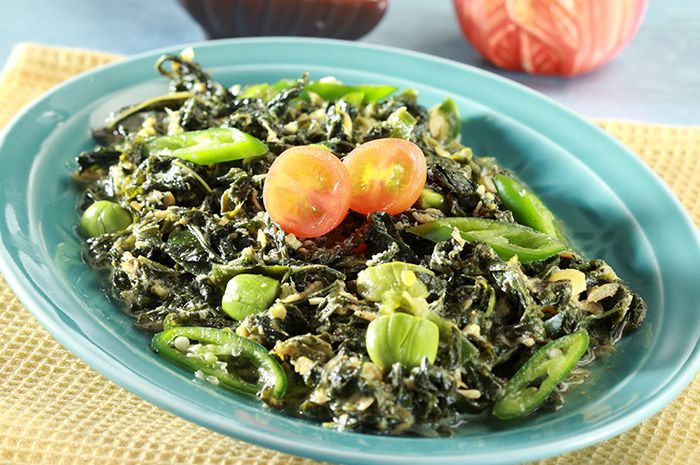 Tips Merebus Daun Singkong Agar Cepat Empuk ala Restoran Padang, Masak