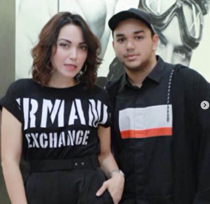 Ravelra dan anak laki-lakinya