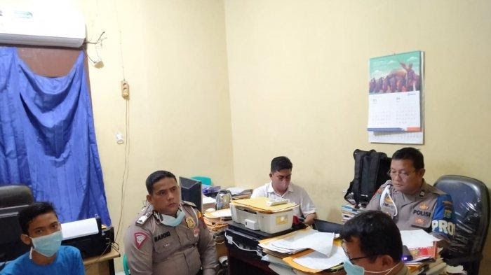 POLISI tengah melakukan pemeriksaan terhadap oknum polisi unit Satlantas Polsek Medan Timur, Sabtu (11/4/2020).