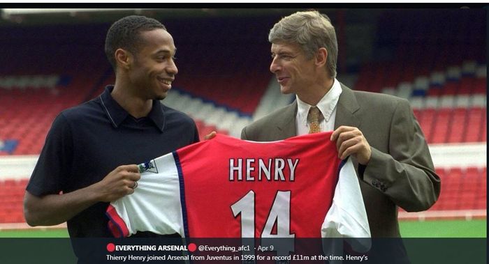 Thierry Henry dan Arsene Wenger saat diperkenalkan sebagai pemain baru Arsenal.
