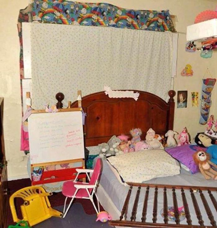 Kondisi kamar rumah Ariel Castro
