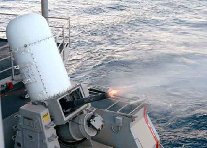 CIWS Phalanx, para perompak Somalia sudah tahu rasanya diberondong 3000 peluru oleh sistem senjata ini