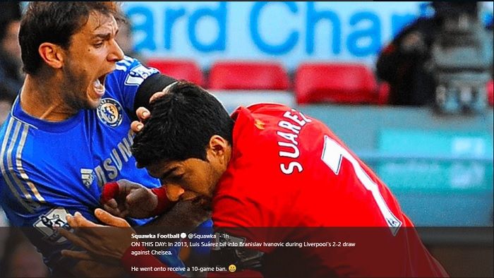 Insiden gigitan Luis Suarez terhadap Branislav Ivanovic di Liga Inggris 2012-2013.