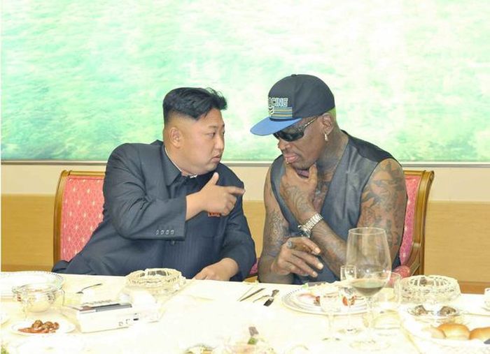 Kim Jong Un sangat mencintai basket dan menjalin pertemanan dengan Dennis Rodman