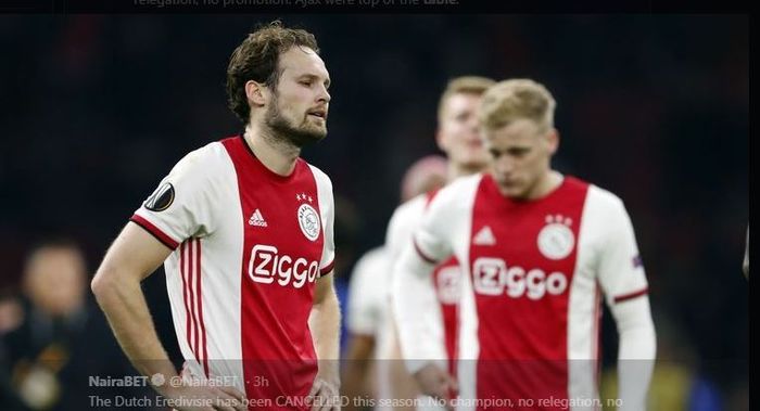 Ekspresi lesu pemain Ajax Amsterdam, Daley Blind.