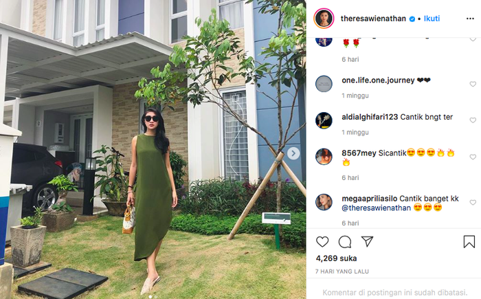 Rumah milik Theresa Wienathan, asisten pribadi sekaligus sahabat dekat dari Nia Ramadhani