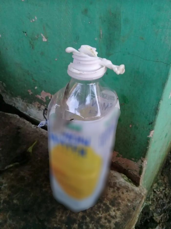 Botol sisa hand sanitizer yang dibawa bocah 3 tahun