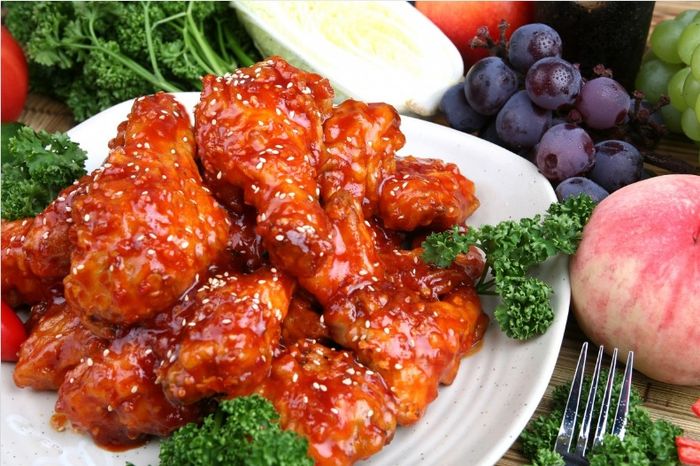 Makanan yang Dilarang Penderita Tipes, Salah Satunya Makanan Pedas