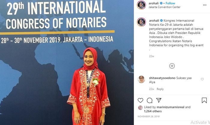 Alya kerap mengikuti konferensi notaris