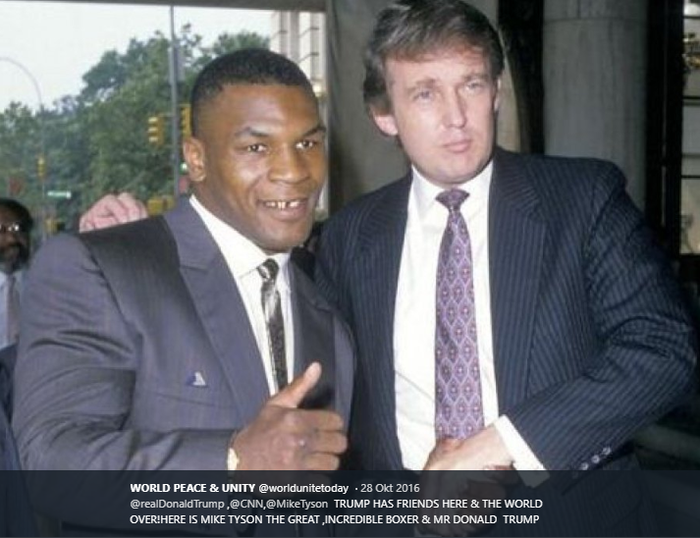 Mike Tyson (kiri) dan Donald Trump (kanan). Keduanya memang dikenal sudah menjalin hubungan sejak Tyson masih sebagai petinju. 