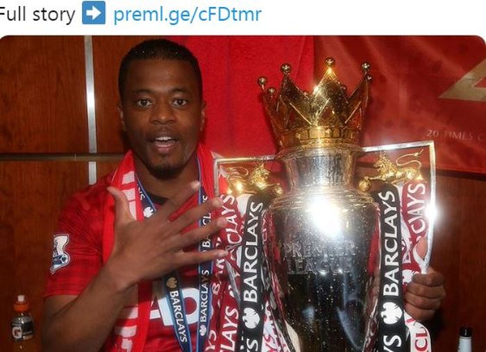 Bek kiri legendaris Manchester United, Patrice Evra.