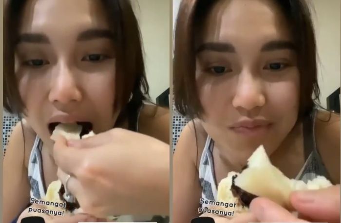 Penampilan Ayu Ting Ting yang lagi-lagi dinilai terlalu terbuka saat menyantap hidangan sahurnya