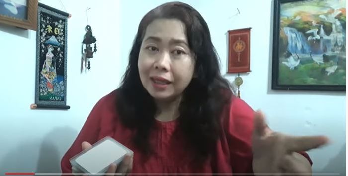 Youtube/Jeng Nimas
Jeng Nimas ramal kehidupan Zaskia Gotik dan Sirajuddin Mahmud