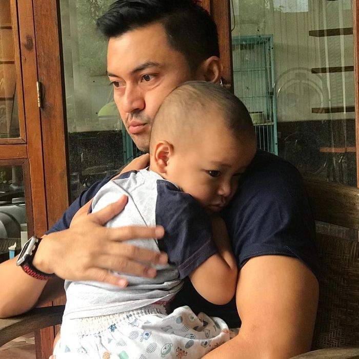 Anjasmara dan cucunya 
