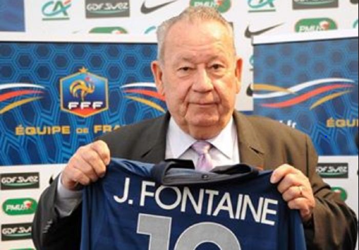 Just Fontaine memegang rekor pencetak gol terbanyak dalam satu edisi Piala Dunia, yakni 13 gol.