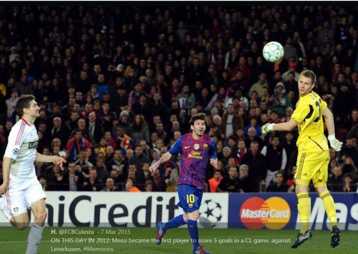 Lionel Messi mencetak gol indah Barcelona ke gawang Bayer Leverkusen di Liga Champions 2011-2012.