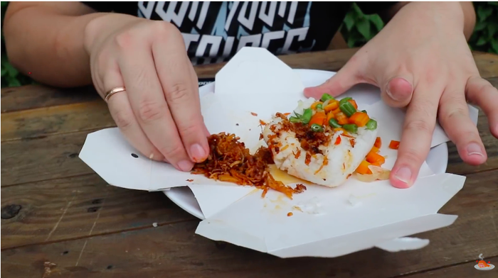 Proporsi menu ayam suwir Geprek Bensu