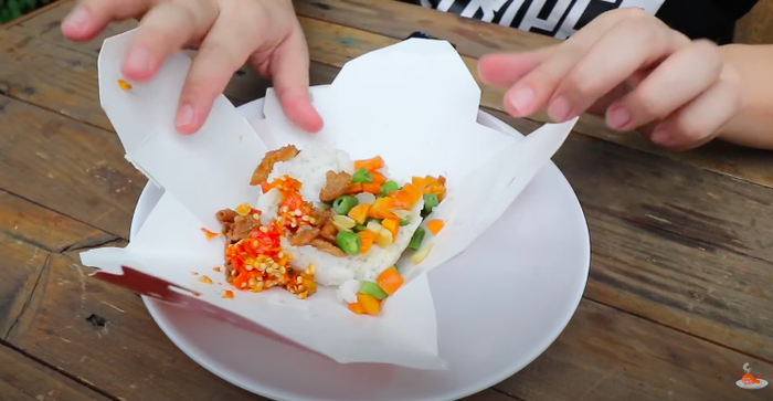 Paket kulit ayam dari Geprek Bensu
