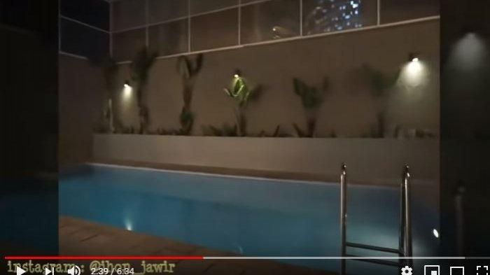 Kolam renang Tengku Firmansyah dan Cindy Fatikasar