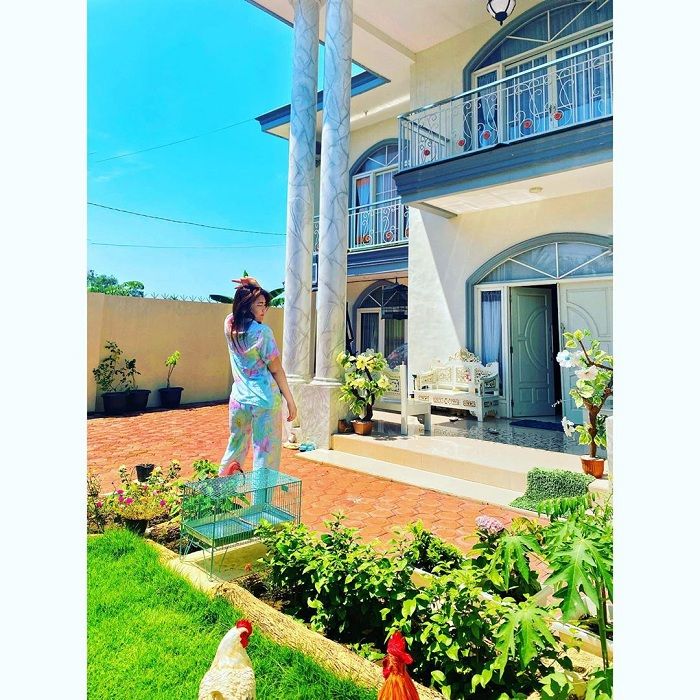 Mengintip Isi Rumah Mewah Milik Via Vallen yang Jadi ...