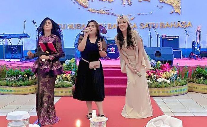 Biduan di acara Halal bi Halal IPDN Jatinangor