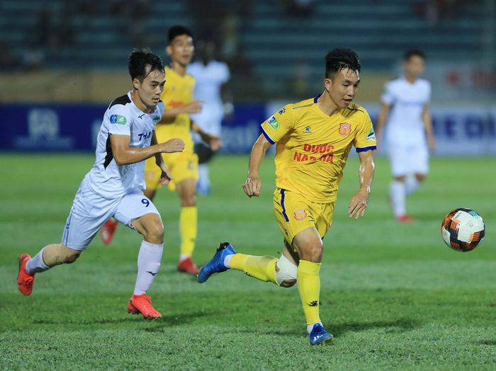 Suasana pertandingan HAGL versus Nam Dinh FC di Stadion Thien Truong, Sabtu (23/5/2020).