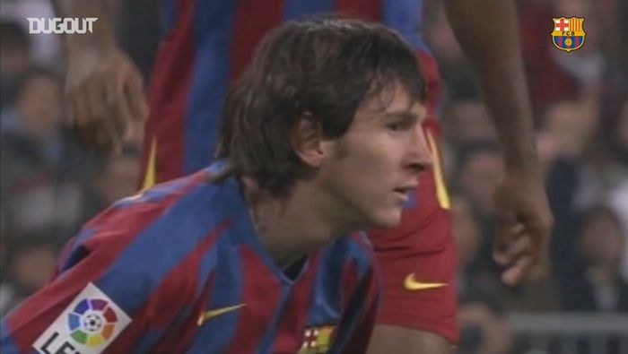 Lionel Messi saat menjalani debut el clasico antara Real Madrid vs Barcelona di LaLiga Spanyol, 19 November 2005.