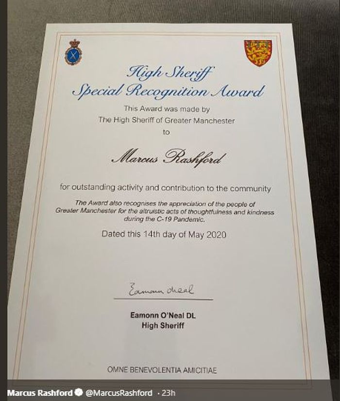 Sertifikat penghargaan yang diterima Rashford dari High Sheriff of Greater Manchester.