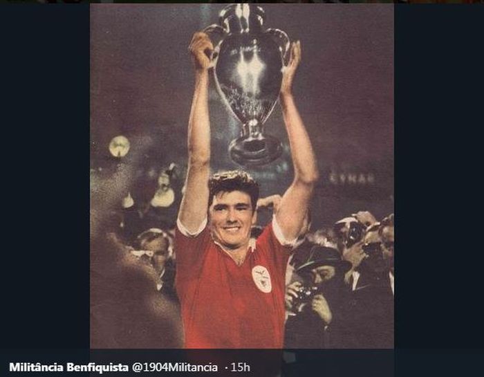 Benfica juara Piala Champions 1960-1961 setelah menang atas Barcelona di final, 31 Mei 1961.