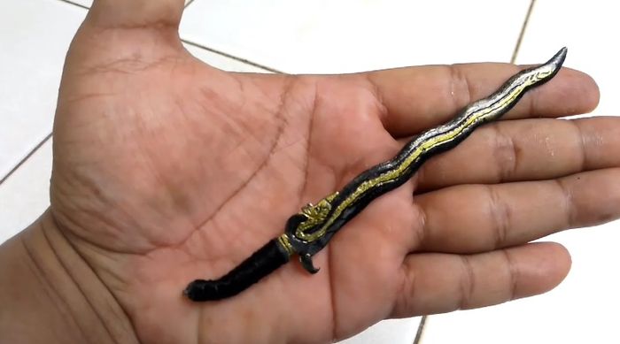 Ilustrasi keris kecil