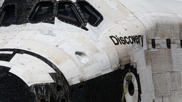 Discovery, pesawat ulang alik yang telah diistirahatkan.