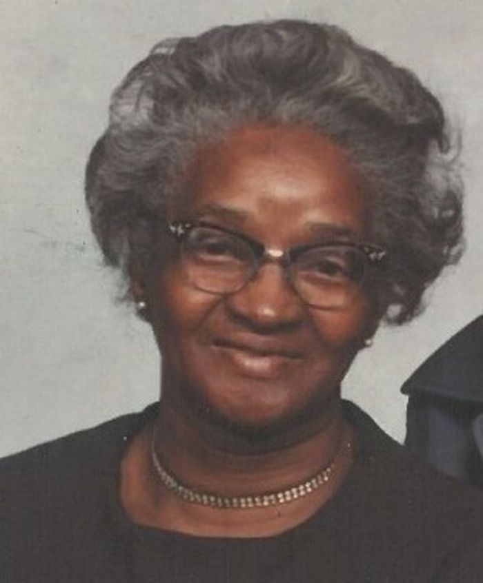 Essie Dunbar